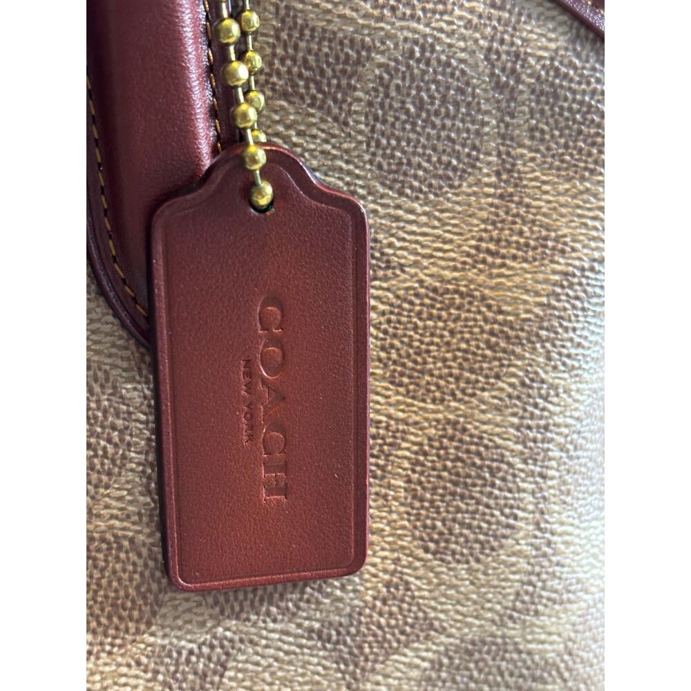 Coach Quinn Signature Canvas Satchel Bag - Picture 6 of 10